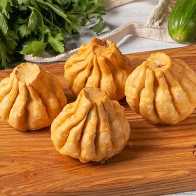 Жареные хинкали с креветкой и судаком в Патари по цене 640 ₽