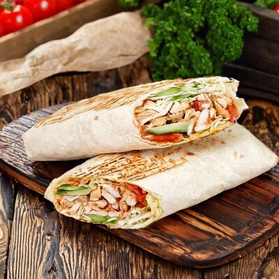 Шаурма с курицей мини в Шаурма от шефа по цене 355 ₽