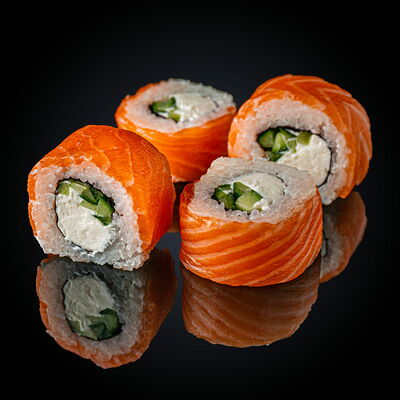 Ролл Филадельфия классик 8 шт в Sushi Maximum по цене 680 ₽