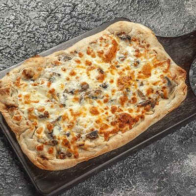 Пиццетта с грибным жюльеном в Кухня По Соседству по цене 850 ₽