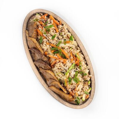 Рис с уткой в Мао любит бао по цене 450 ₽