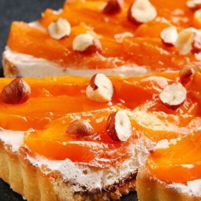 Тарт с хурмой в Траттория для друзей по цене 300 ₽