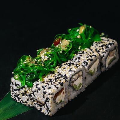 Икута в Umami sushi по цене 630 ₽