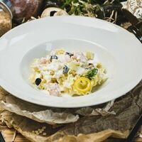 Паста Фетучини с лососем в Пиццерия Перчик