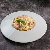 Феттуччине с креветками в Ori