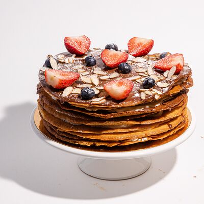 Торт Ягодный крипвель в Ван лав по цене 1590 ₽