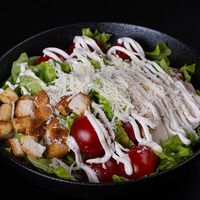 Салат Цезарь с курицей в Царь Пицца