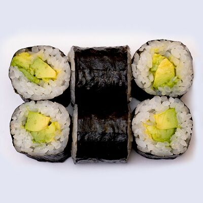 Мини-ролл с авокадо в Sushi-Ok по цене 219 ₽