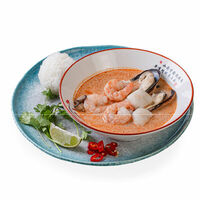 Том Ям с морепродуктами в Чина