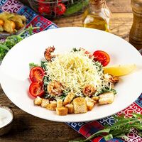 Салат Цезарь с креветками в Halal House