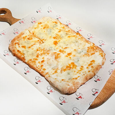 Пицца Четыре сыра в Прошуттерия по цене 1380 ₽