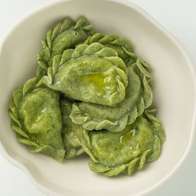 Вареники с сыром сулугуни в Неспешник по цене 600 ₽