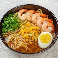  Рамен с креветками в DimSum & Co