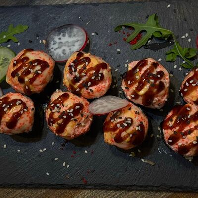 Запеченный ролл с угремв Foodlink по цене 480 ₽