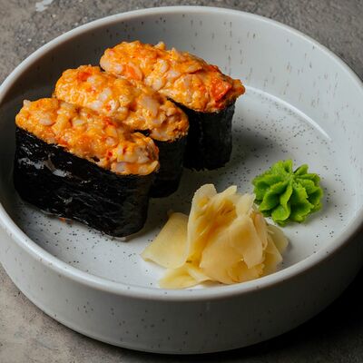 Суши острые с королевской креветкой в Smile по цене 575 ₽