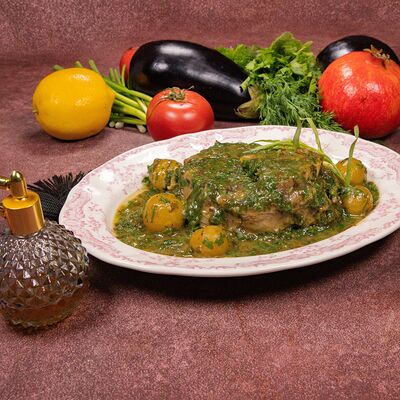 Чакапули с оссобуко из телятины, свежим тархуном и алычой в Чичилаки по цене 1750 ₽