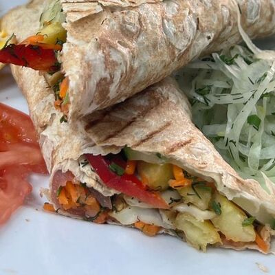 Шаурма Веганский секрет в Секрет Огонька по цене 270 ₽