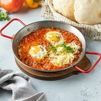 Шакшука с моцареллой в It's Shakshuka