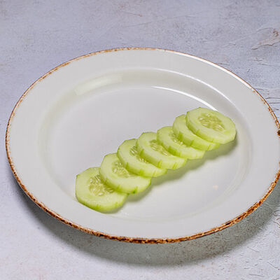 Огурцы в Чайка по цене 70 ₽