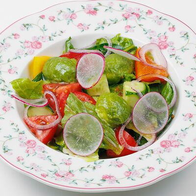 Греческий салат в УРМАН кафе по цене 525 ₽