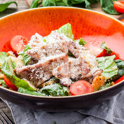 Салат Цезарь с цыпленком в ЛарисуВаннуХочу по цене 490