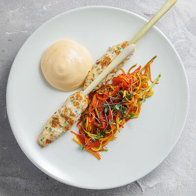 Люля-кебаб из креветок и лангустина с овощами вок в КрабыКутабы по цене 1330 ₽