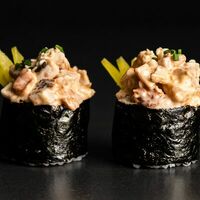 Гункан с угрём в Godzilla sushi