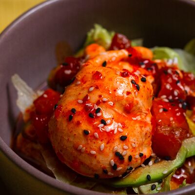 Картофельная вафля с лососем в Co.mein по цене 620 ₽