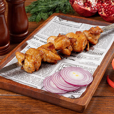 Шашлык из куриного филе в TeaRoom по цене 989 ₽