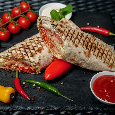 Шаурма XL куриная классическая в Шаурмэн по цене 460 ₽