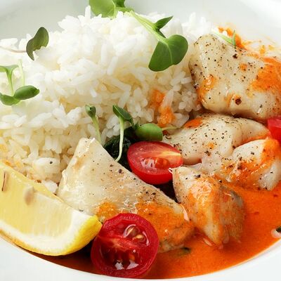 Запеченное филе судака в Максимилианс по цене 950 ₽