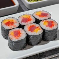 Ролл Тунец-манго в Msushi