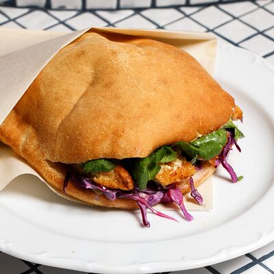 А-ля мезон со шницелем и капустой в Давид TLV Food & Bar по цене 790 ₽