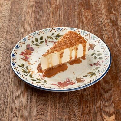 Творожный торт с карамелью в Дзамико по цене 450 ₽