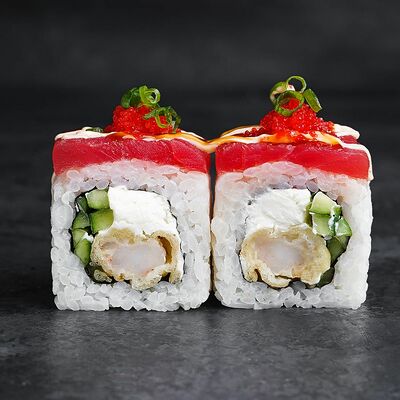Tuna-ролл в Tsunami по цене 520 ₽