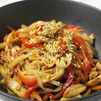 Эби Wok Соба Терияки в Вкус Японии Киото