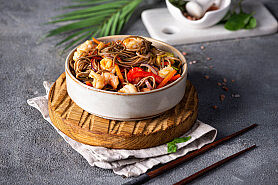 Соба с Креветками в SushiKent по цене 730 ₽