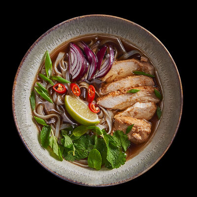 Вьетнамский суп Фо га в Kannam Chicken по цене 569 ₽