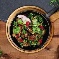 Томленая баранина с овощами в Деда хинкали