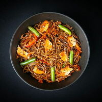 Соба с лососем в Sushiman