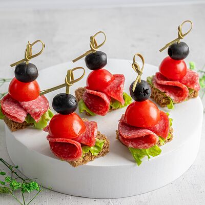 Канапе Божья коровка в KanapeFest по цене 2208 ₽