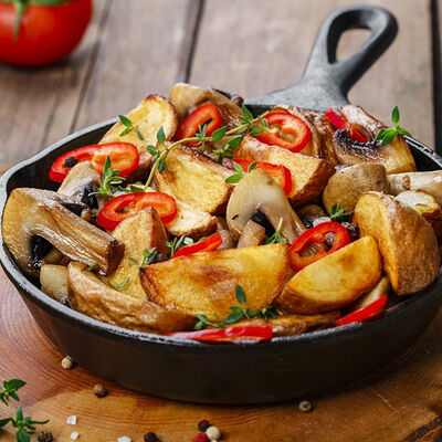 Жареный картофель с грибами в Строгинская гавань по цене 440 ₽