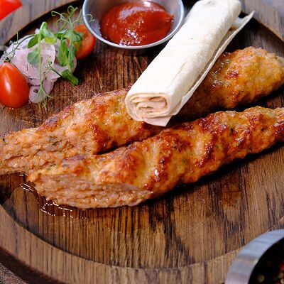 Люля-кебаб куриныйв Кокороко по цене 690 ₽