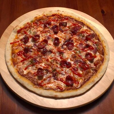 Острая пицца в Dance&grillpark по цене 710 ₽