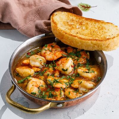 Креветки на сковороде по-грузински в Мангал&Грузия по цене 1290 ₽