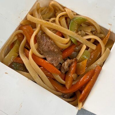 Wok с говядиной в Roll Street по цене 430 ₽