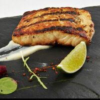 Стейк из сибирского осетра на гриле в Le Grill