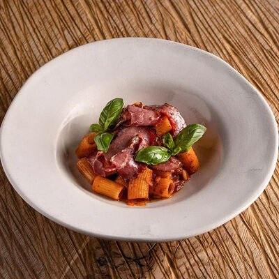 Пенне Арабьята с пастрамив Горыныч по цене 1110 ₽