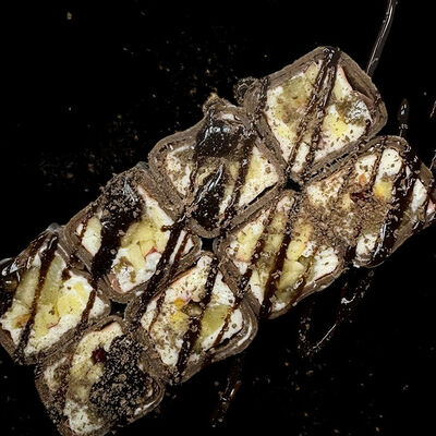 Сладкий ролл Шоколатье в Kaikan по цене 450 ₽