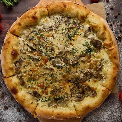 Пицца Жюльен в Rozanna по цене 815 ₽